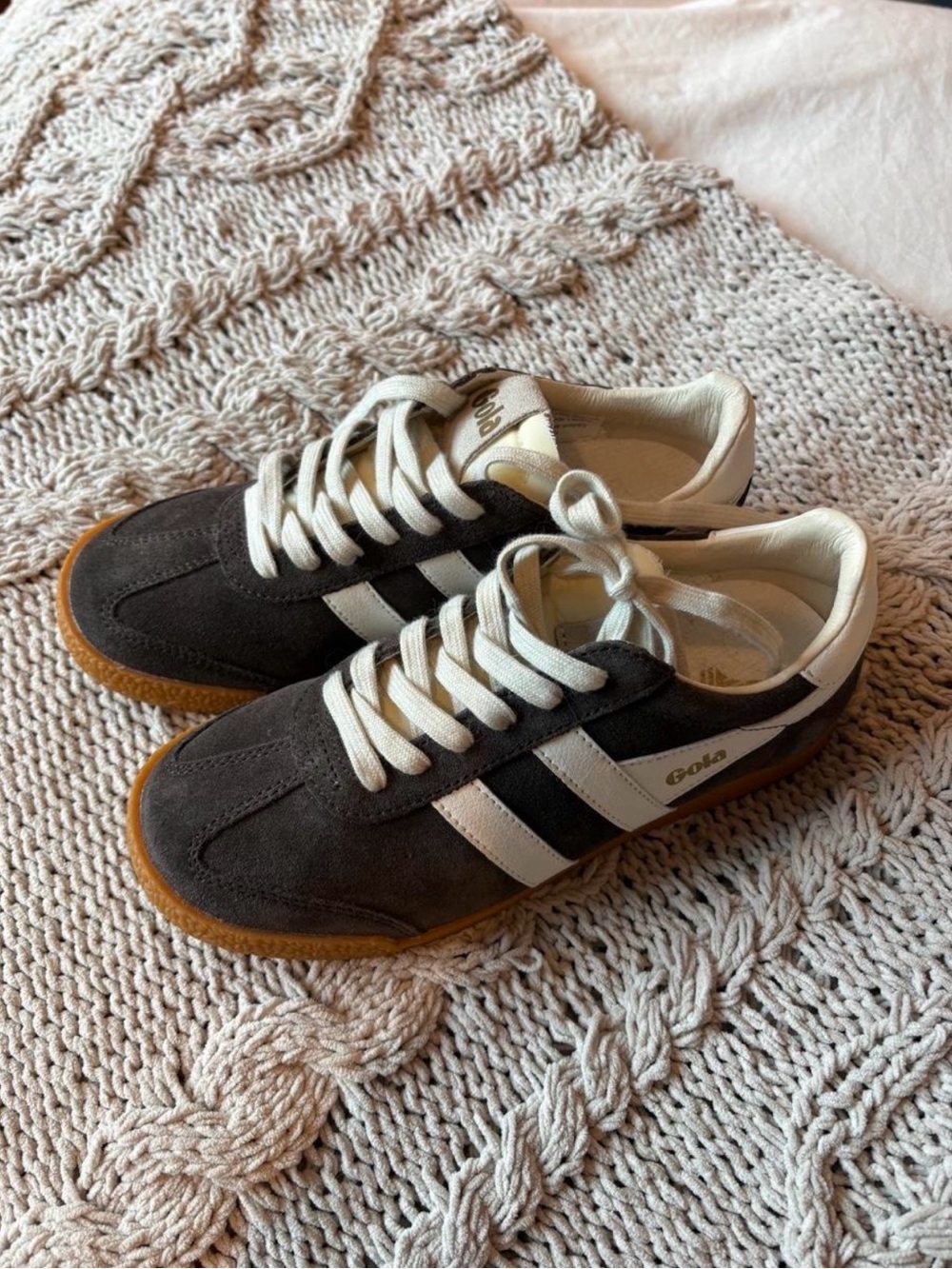 Gola sneakers